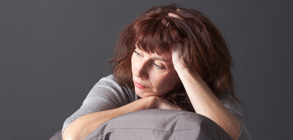 Trattare i disturbi della menopausa con agopuntura e fitoterapia.